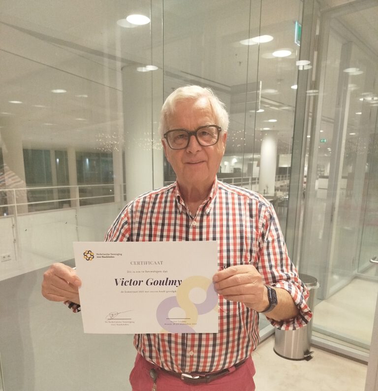 Raadslid Victor Goulmy aanwezig bij Zomerraad 2025: nooit te oud om te leren